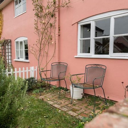 Library Cottage, Marlesford Вудбридж Экстерьер фото