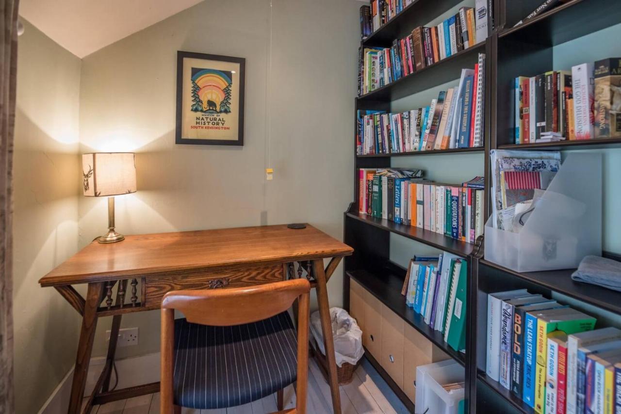 Library Cottage, Marlesford Вудбридж Экстерьер фото